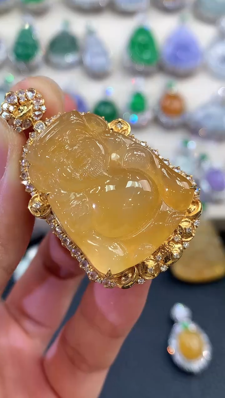 【闪购商品】翡翠吊坠(不含链)18K金镶嵌D66