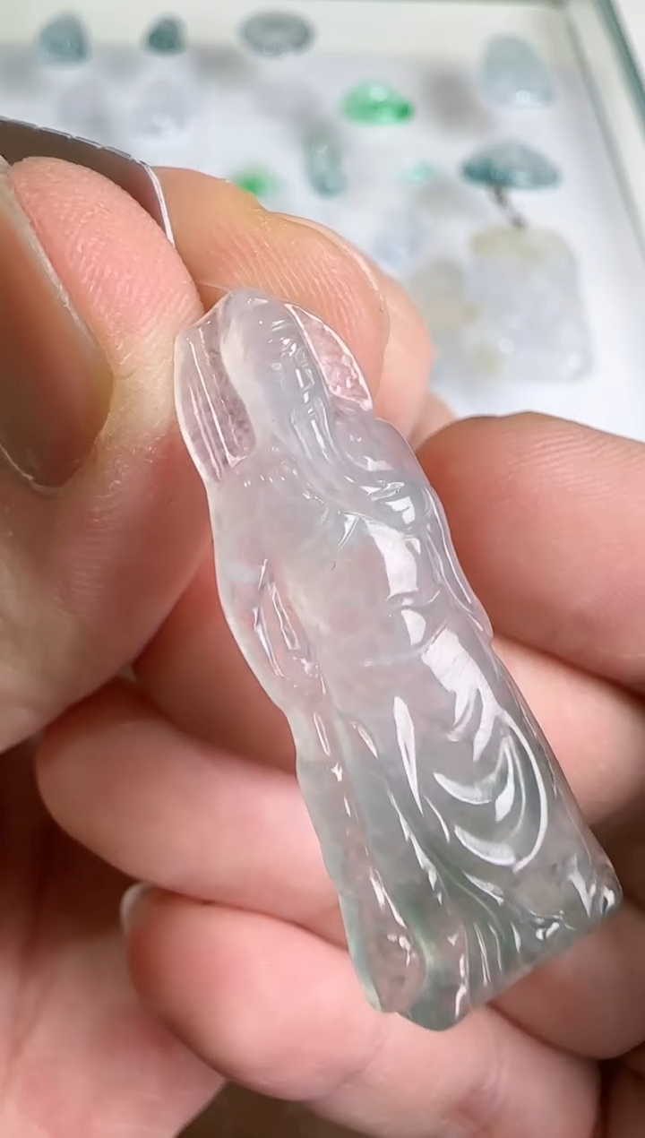 【闪购商品】翡翠吊坠(不含链)未镶嵌··