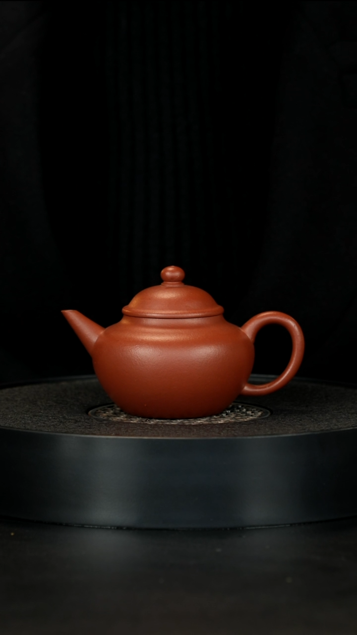 【闪购商品】紫砂茶壶精挑全红面降坡泥水平200cc