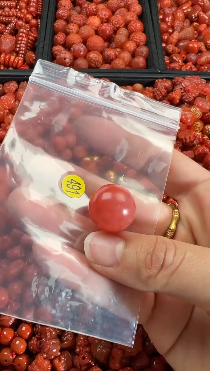 【闪购商品】南红玛瑙颈饰未镶嵌1