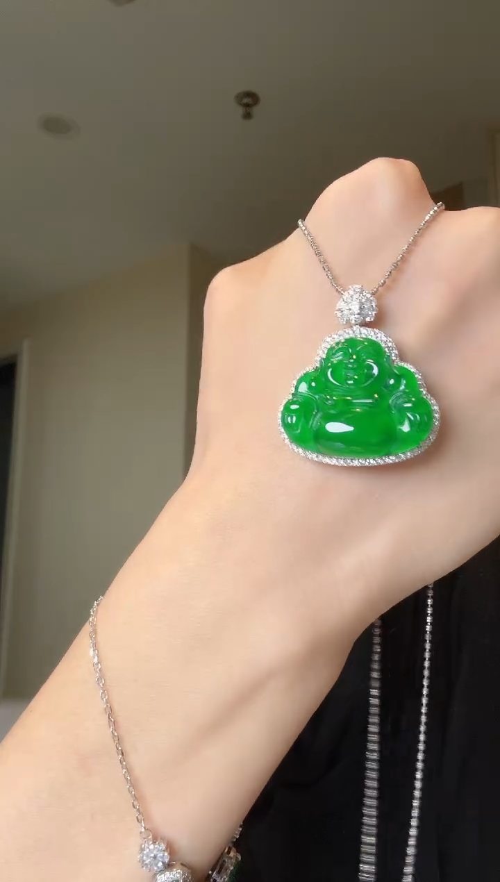 【闪购商品】翡翠吊坠(不含链)18K金镶嵌天然翡翠吊坠3