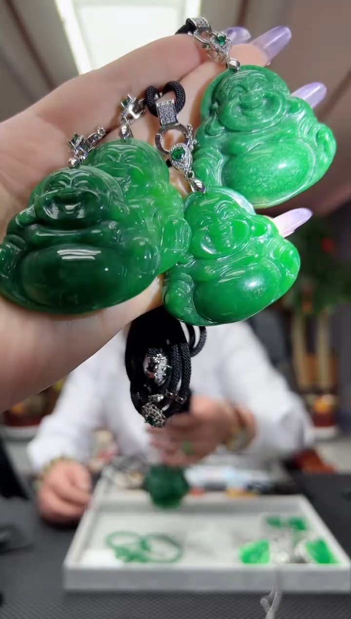 【闪购商品】翡翠挂件未镶嵌佛/多样性发货其中发一