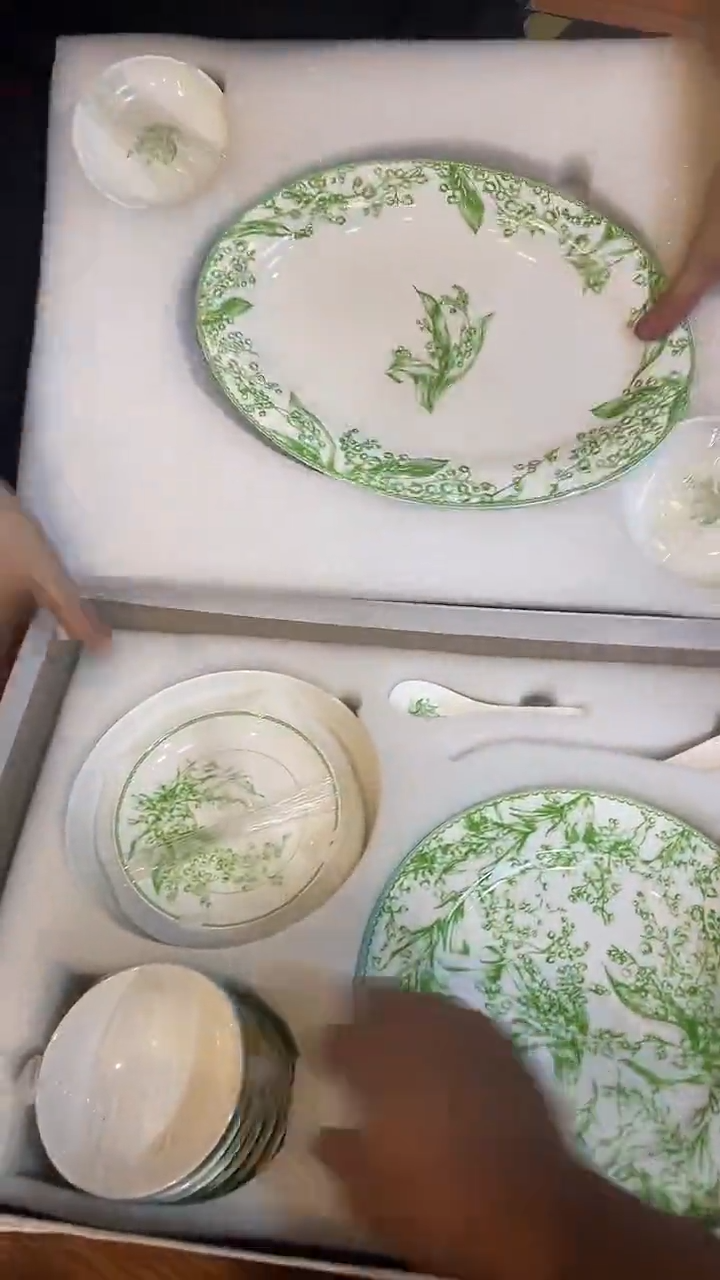 杯鸿辉家品牌瓷器，京东包邮！