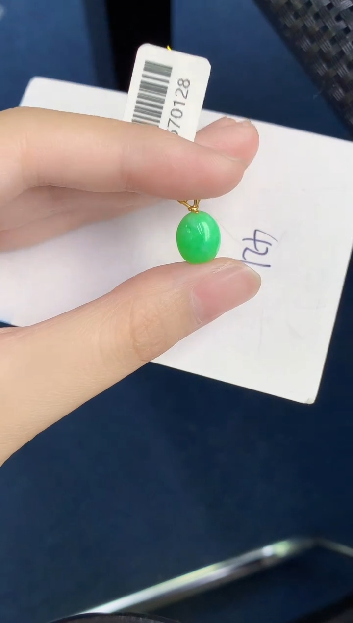 翡翠18K金镶嵌颈饰000000000