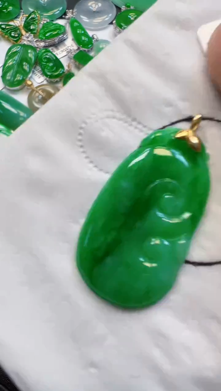 【闪购商品】定制翡翠18K金镶嵌2380元