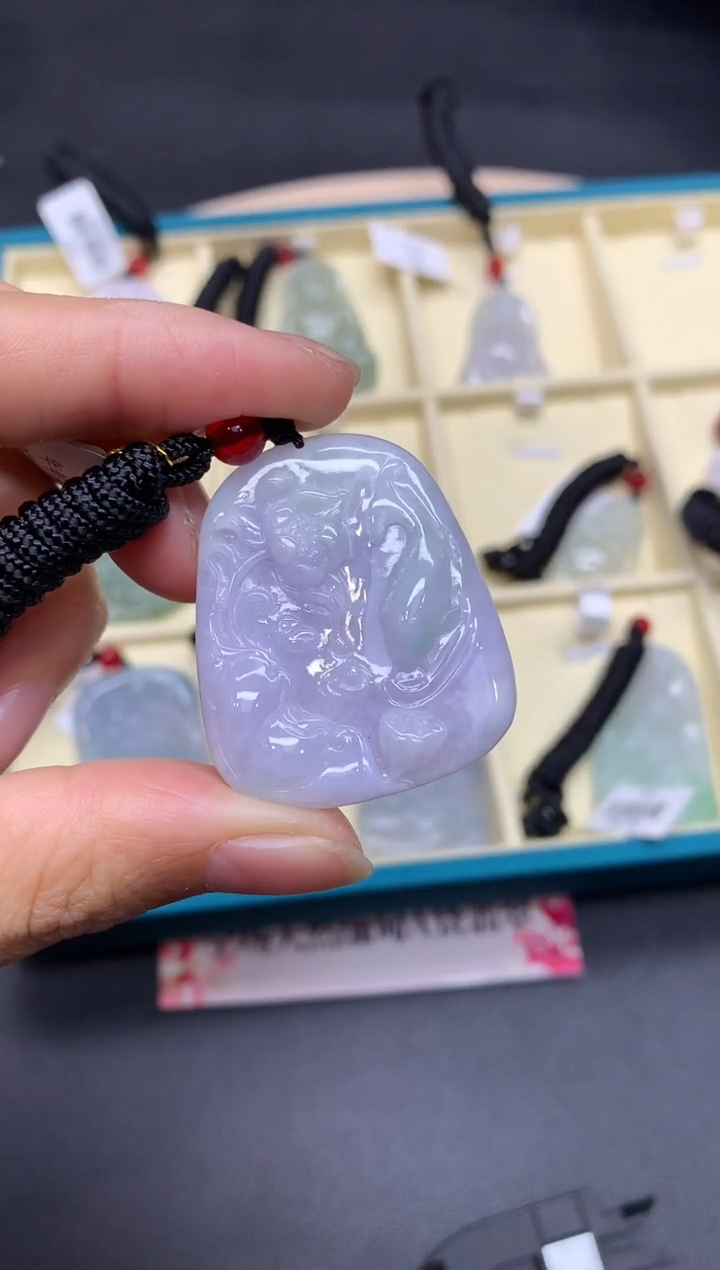 【闪购商品】定制翡翠未镶嵌锦鲤【无服务费】