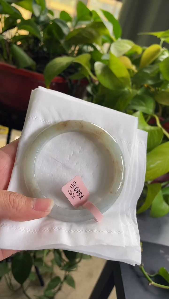 【闪购商品】翡翠手镯未镶嵌18手镯