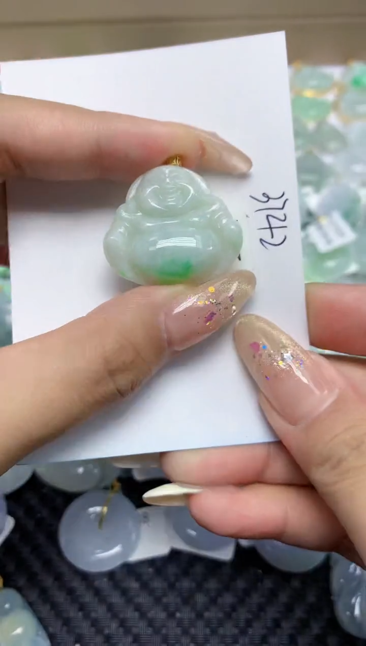 翡翠挂件18K金镶嵌天然翡翠A货