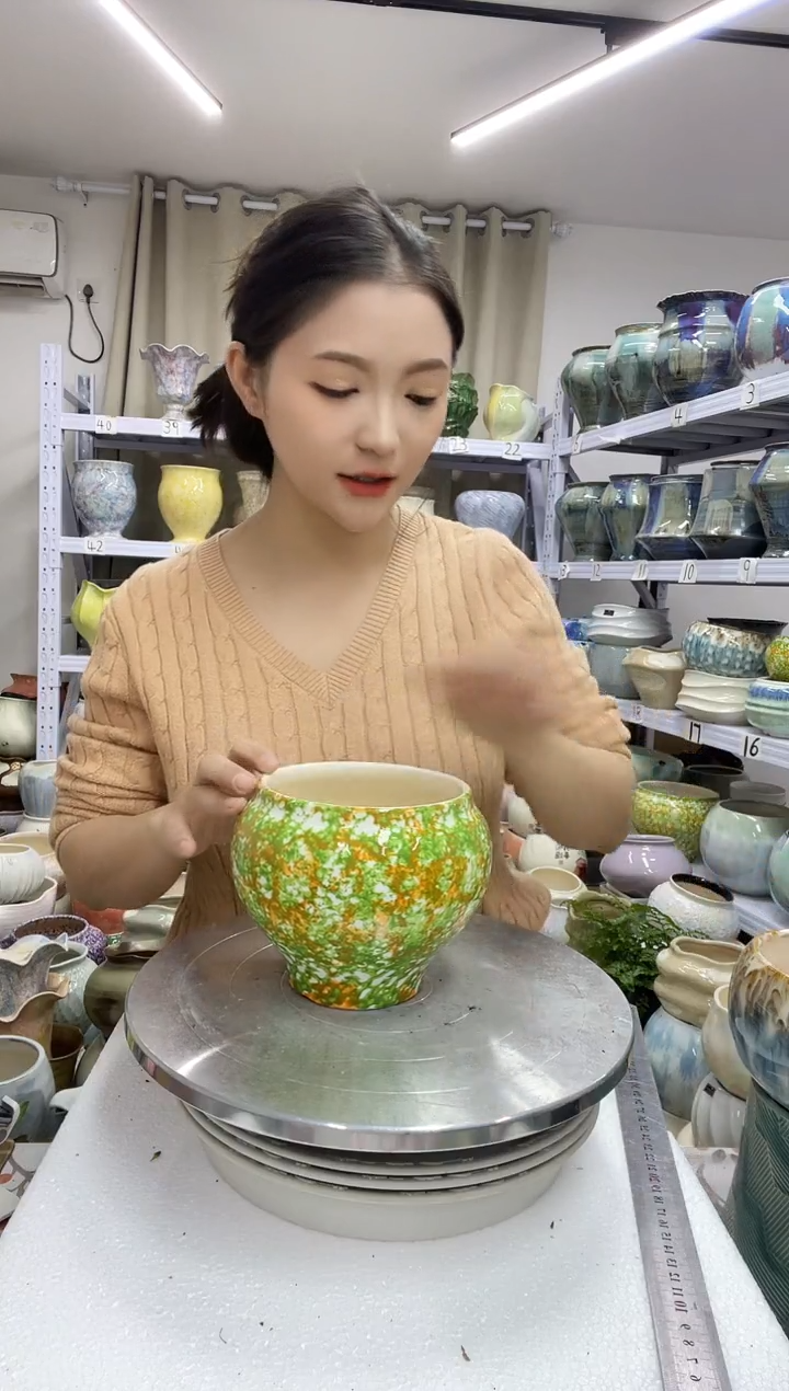 【12.18】花盆链接 高：12  口：11.5