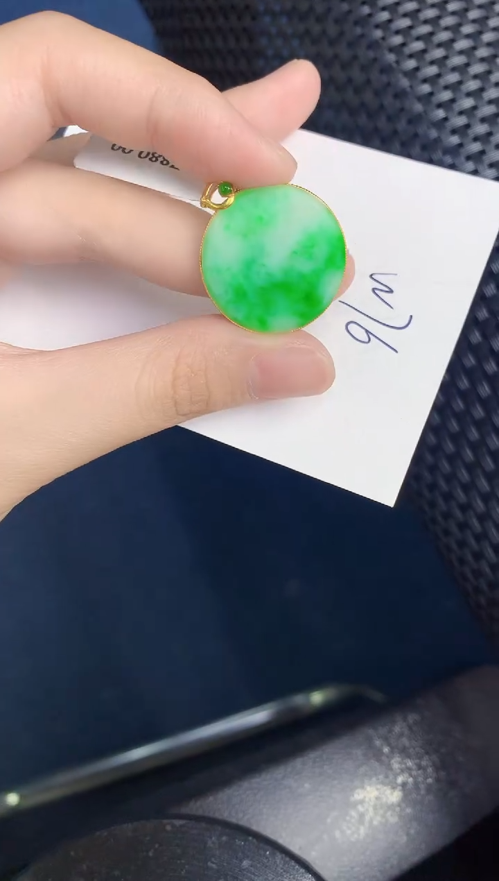 【闪购商品】翡翠颈饰18K金镶嵌000000000