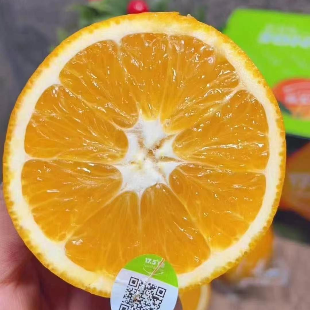 江西赣南脐橙一箱净重6斤