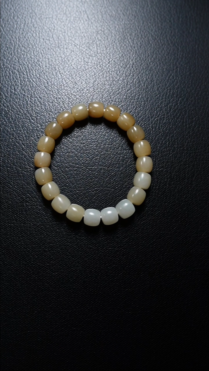 【闪购商品】和田玉颈饰未镶嵌手串