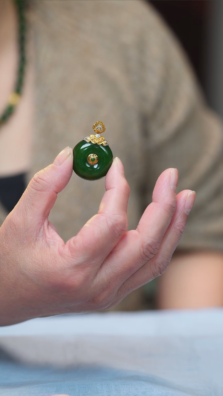 吊坠(赠链)18K金镶嵌和田玉（碧玉）陌*18K金镶嵌精品碧玉吊坠