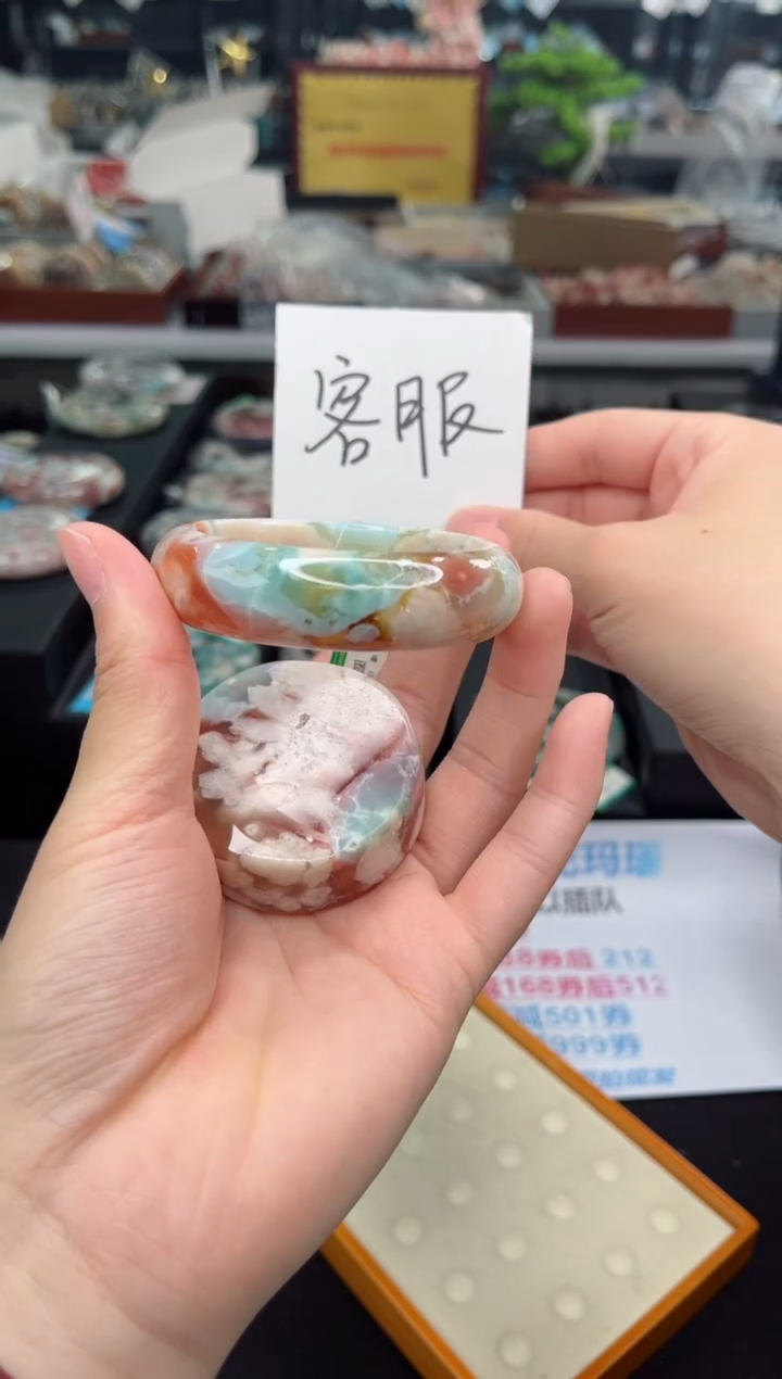 【闪购商品】石英质玉手镯未镶嵌55圈口（赠品镯心）4S589627