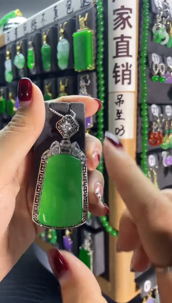 【闪购商品】翡翠耳饰银S925镶嵌212..