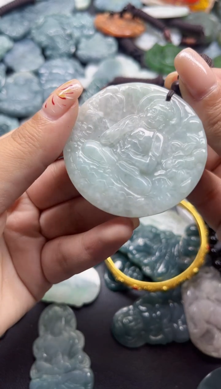 【闪购商品】翡翠颈饰未镶嵌翡翠