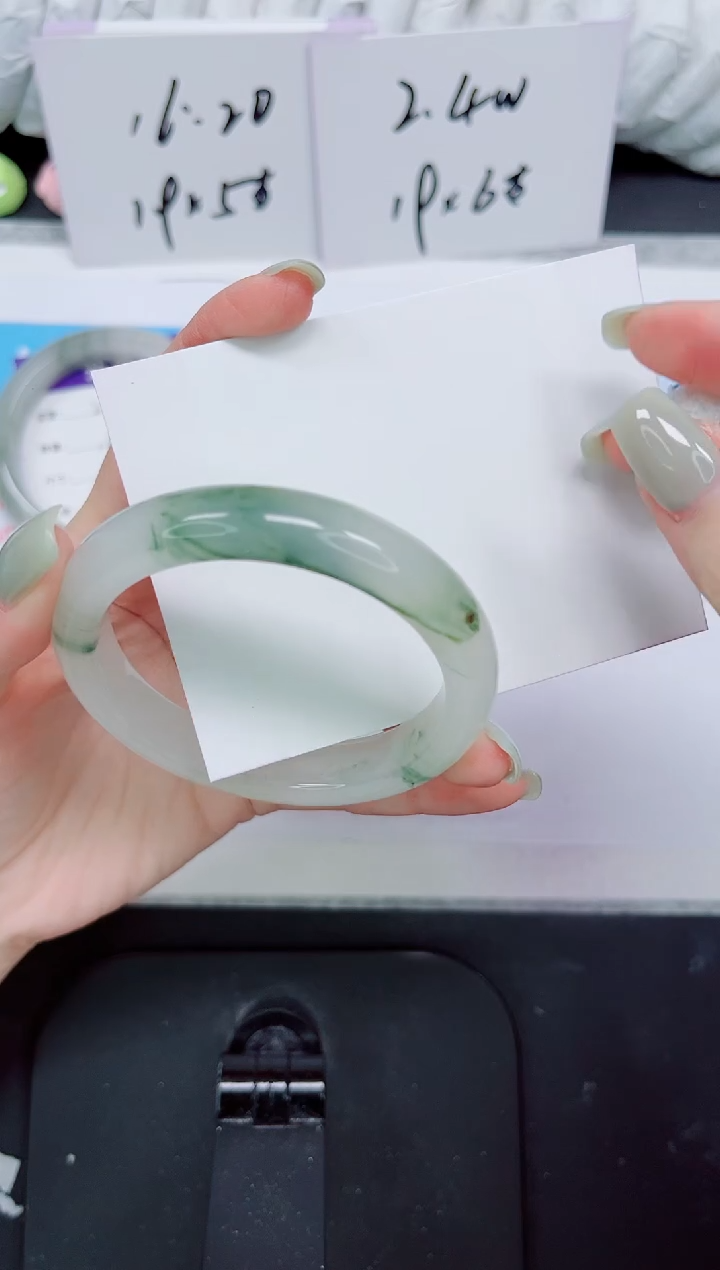 石英质玉未镶嵌手镯222