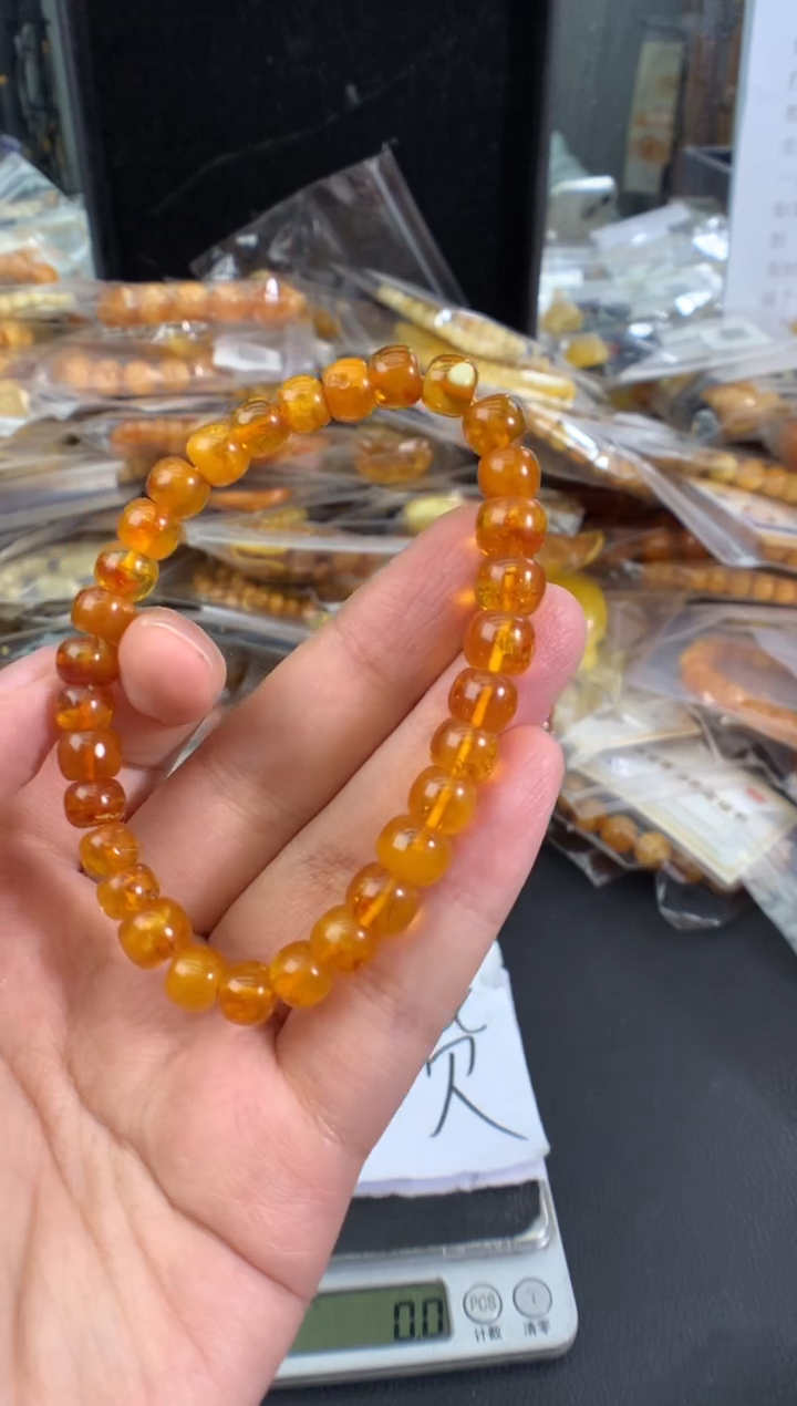 蜜蜡未镶嵌珠宝奇石1