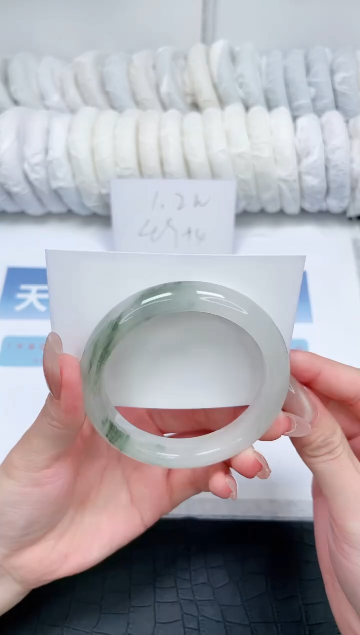 【闪购商品】石英质玉未镶嵌手镯N98-60.2