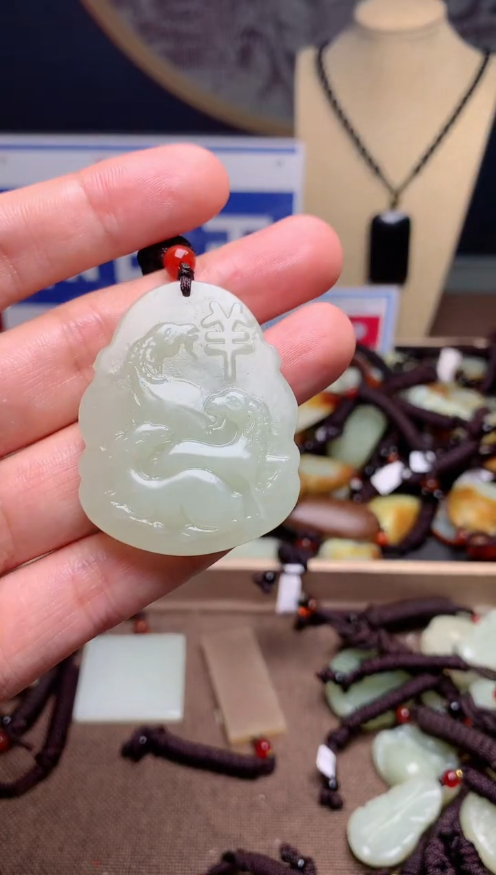 【闪购商品】和田玉颈饰未镶嵌1