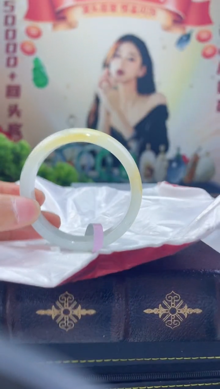 【闪购商品】翡翠手镯未镶嵌手镯2