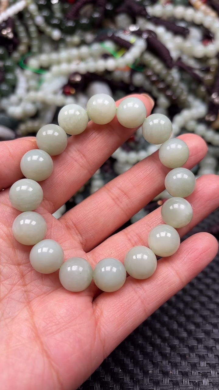 【闪购商品】和田玉颈饰未镶嵌1