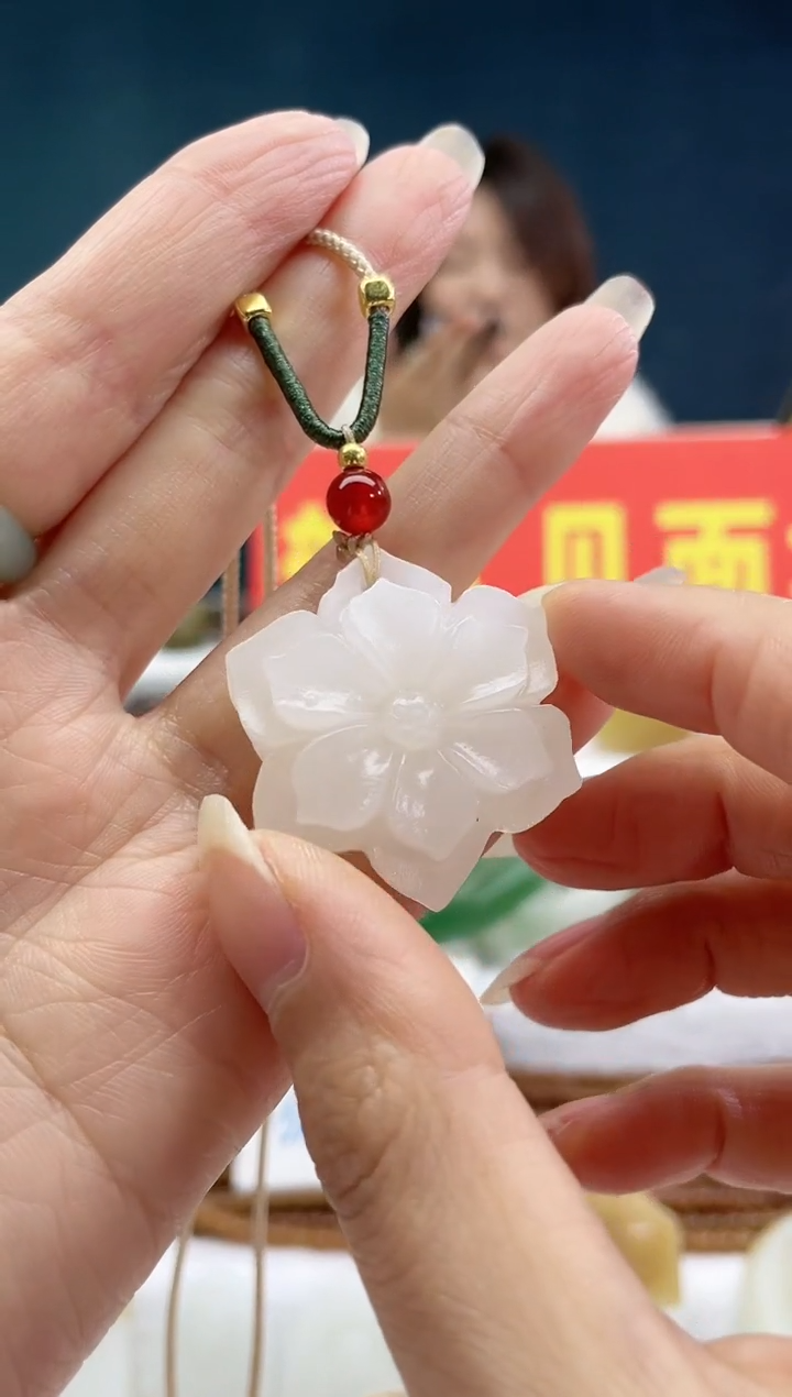 【闪购商品】和田玉颈饰未镶嵌1