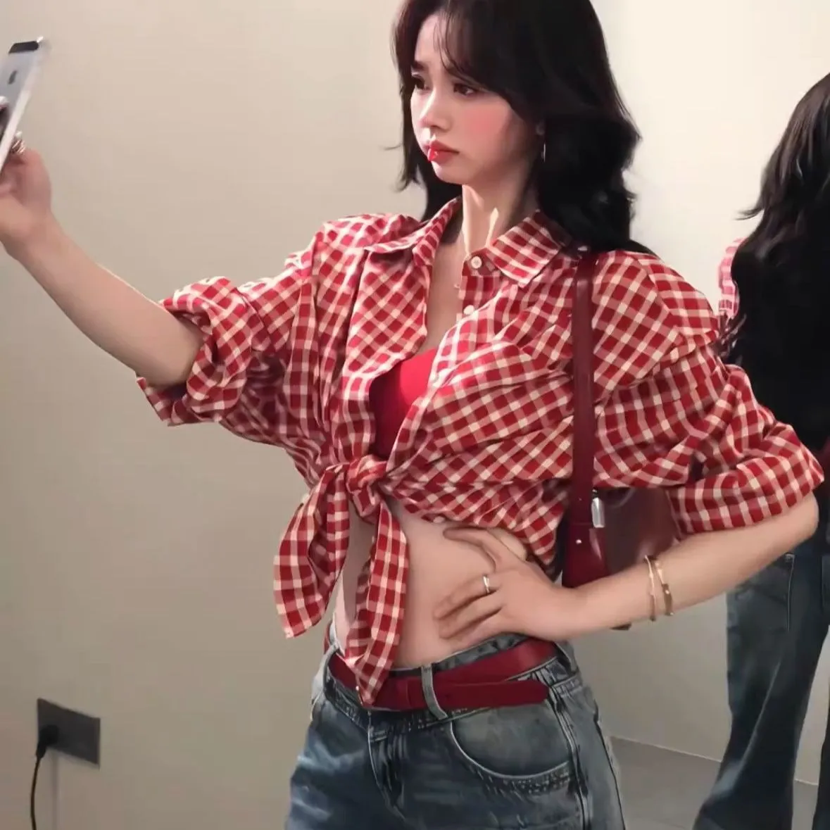 2401—2600禅韵女装衬衫服饰直播间专用链接