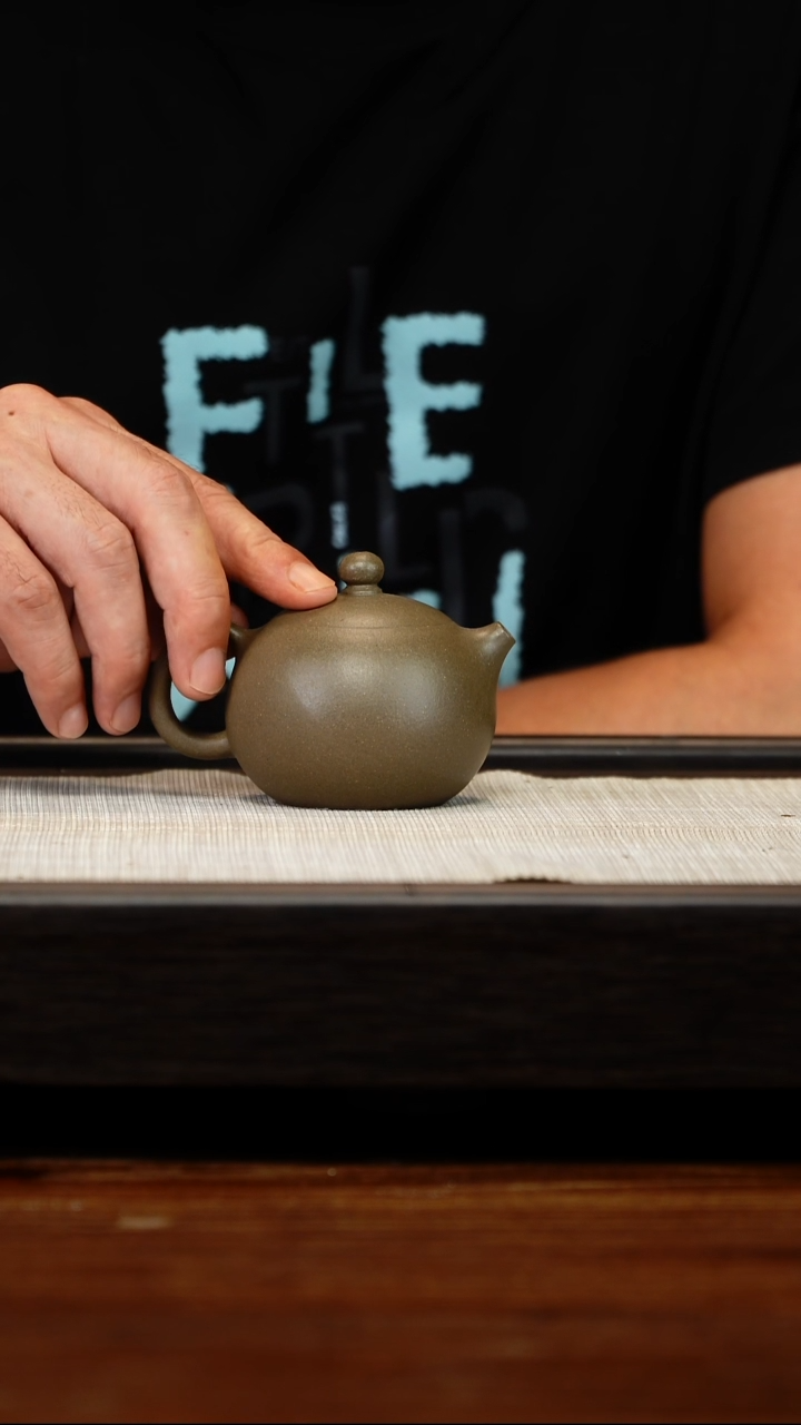 茶壶紫砂蟹壳青西施