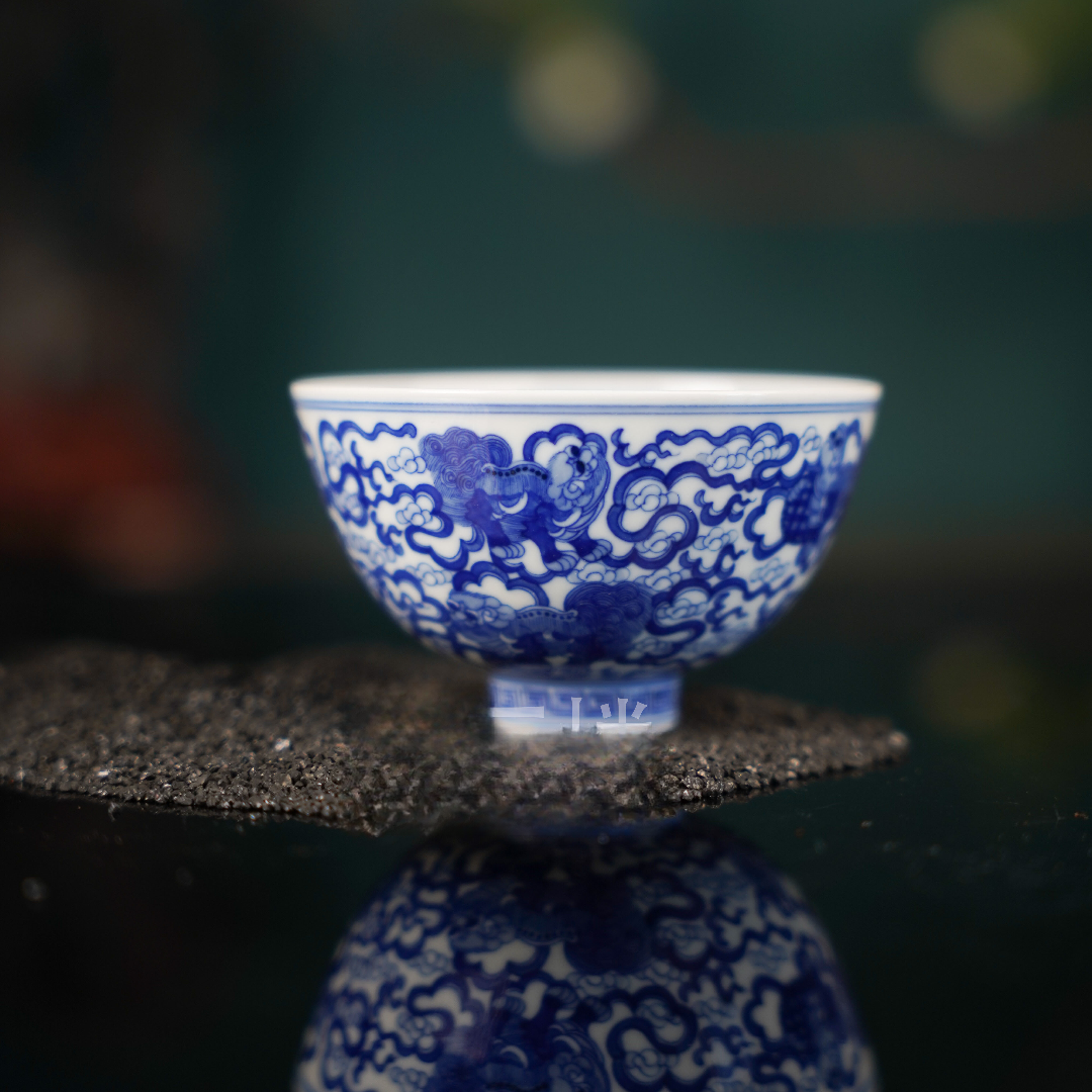 觉山隐窑青花狮子纹鸡心杯景德镇陶瓷高端茶具包邮