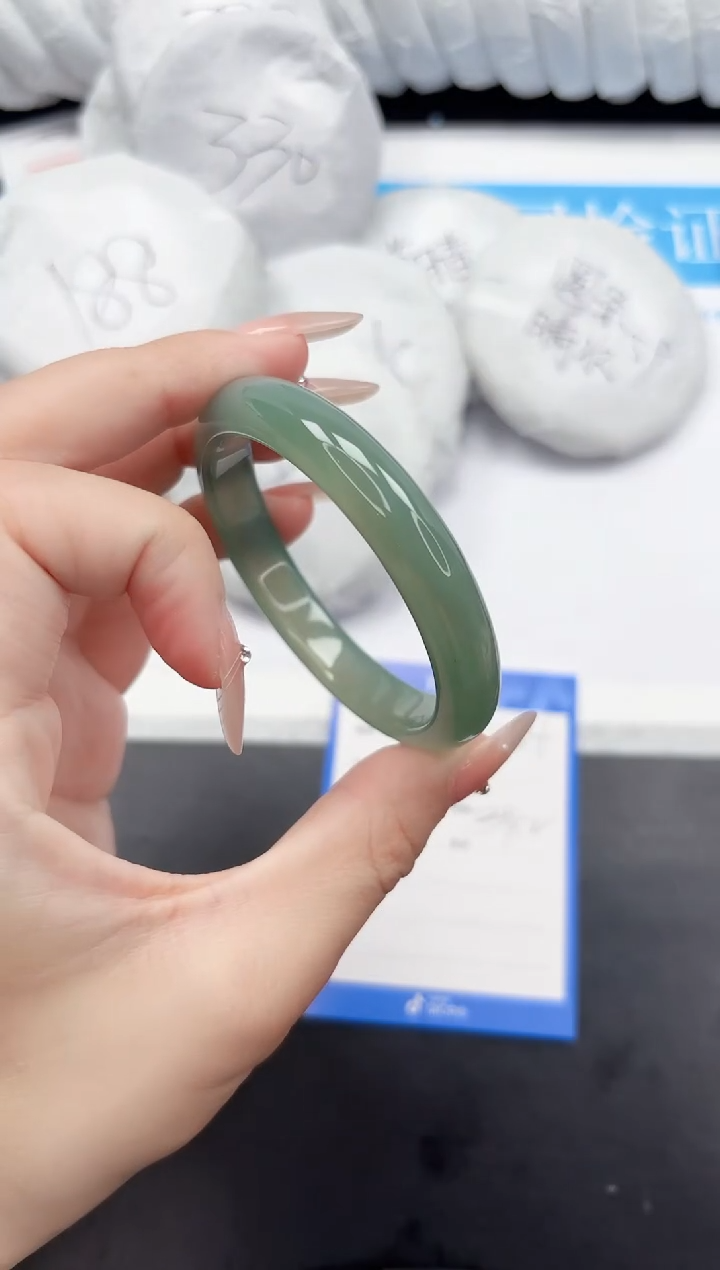 手镯石英质玉未镶嵌244-54