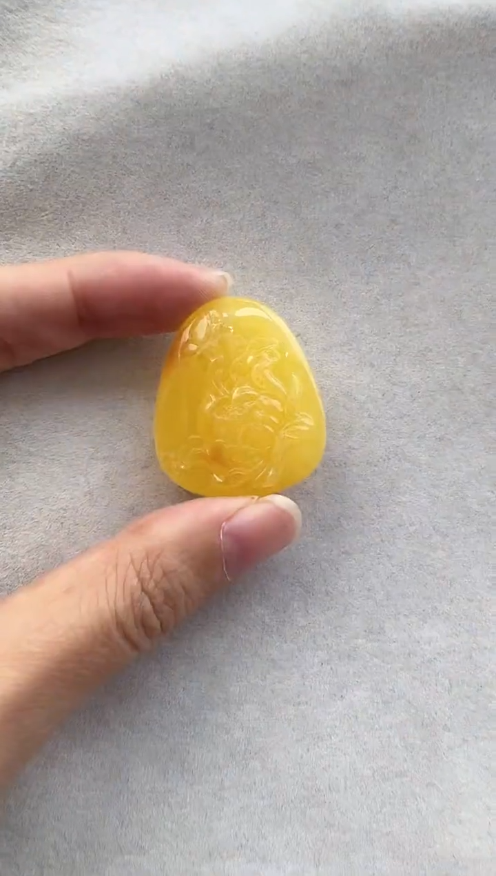 【闪购商品】琥珀裸石未镶嵌10114151-吊坠