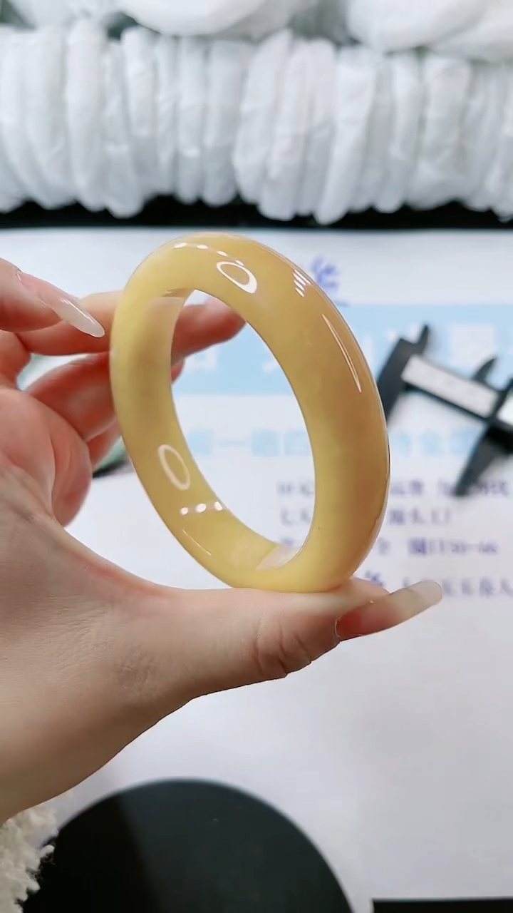 【闪购商品】石英质玉手镯未镶嵌多样性发货E573-62