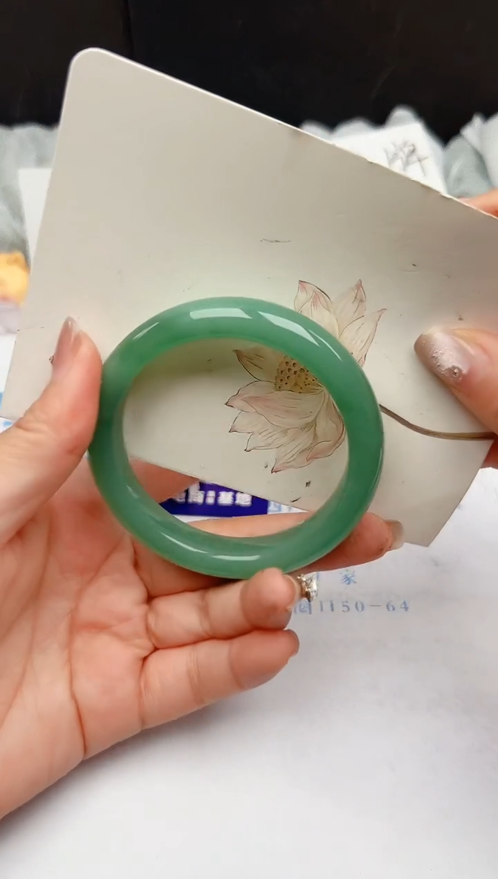 【闪购商品】石英质玉手镯未镶嵌161-DC