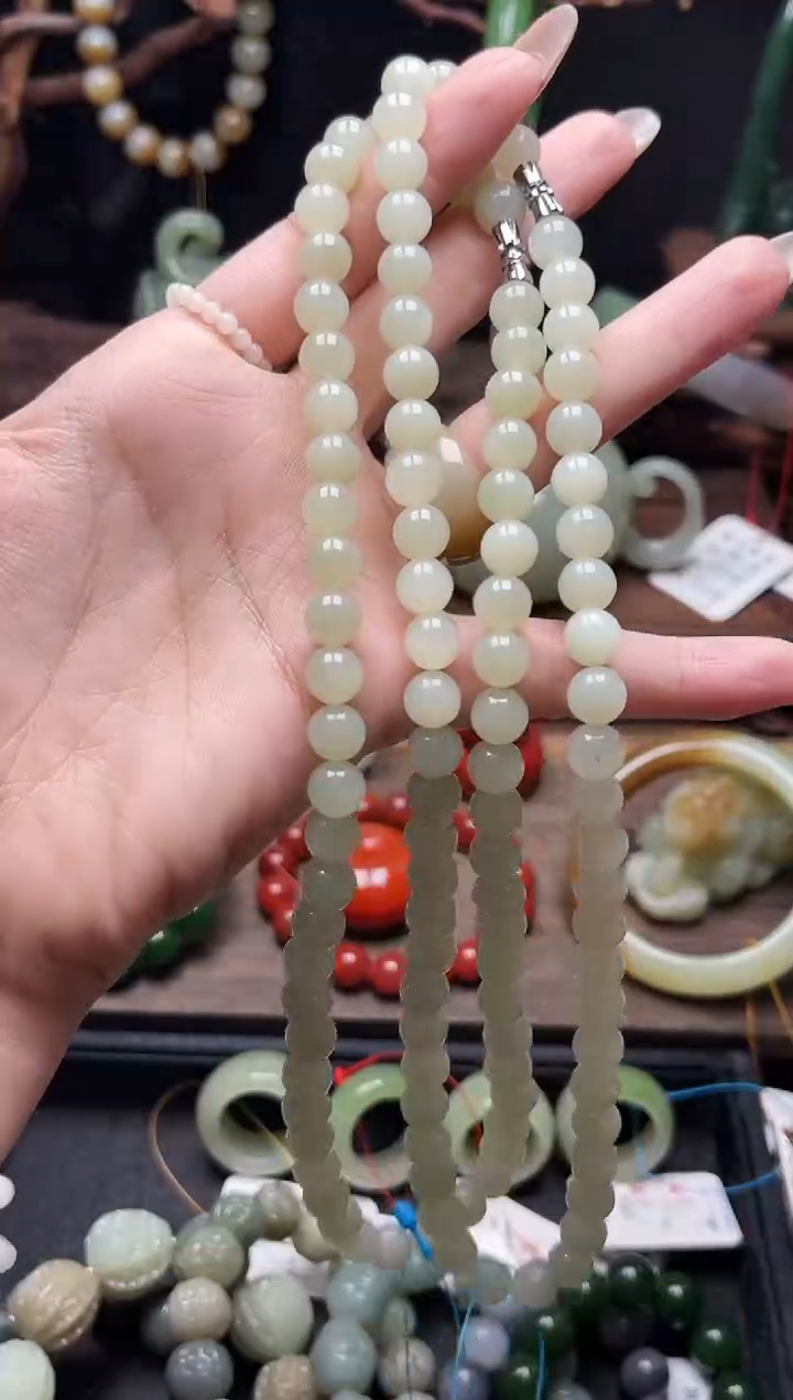 和田玉未镶嵌项链卡8于田 妈妈链多样性发一