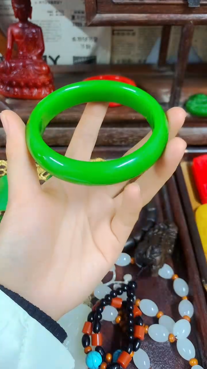 【闪购商品】和田玉（碧玉）手镯未镶嵌主播推荐主播推荐