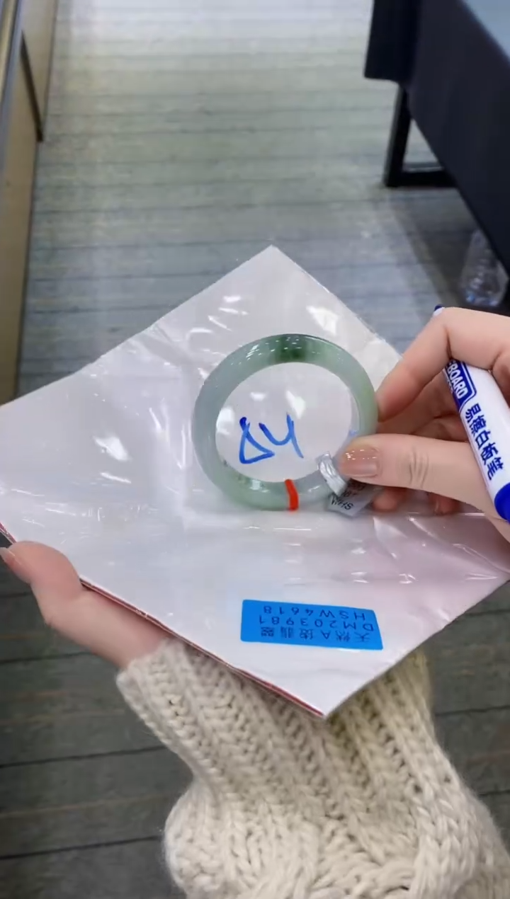 【闪购商品】翡翠手镯未镶嵌11111111111