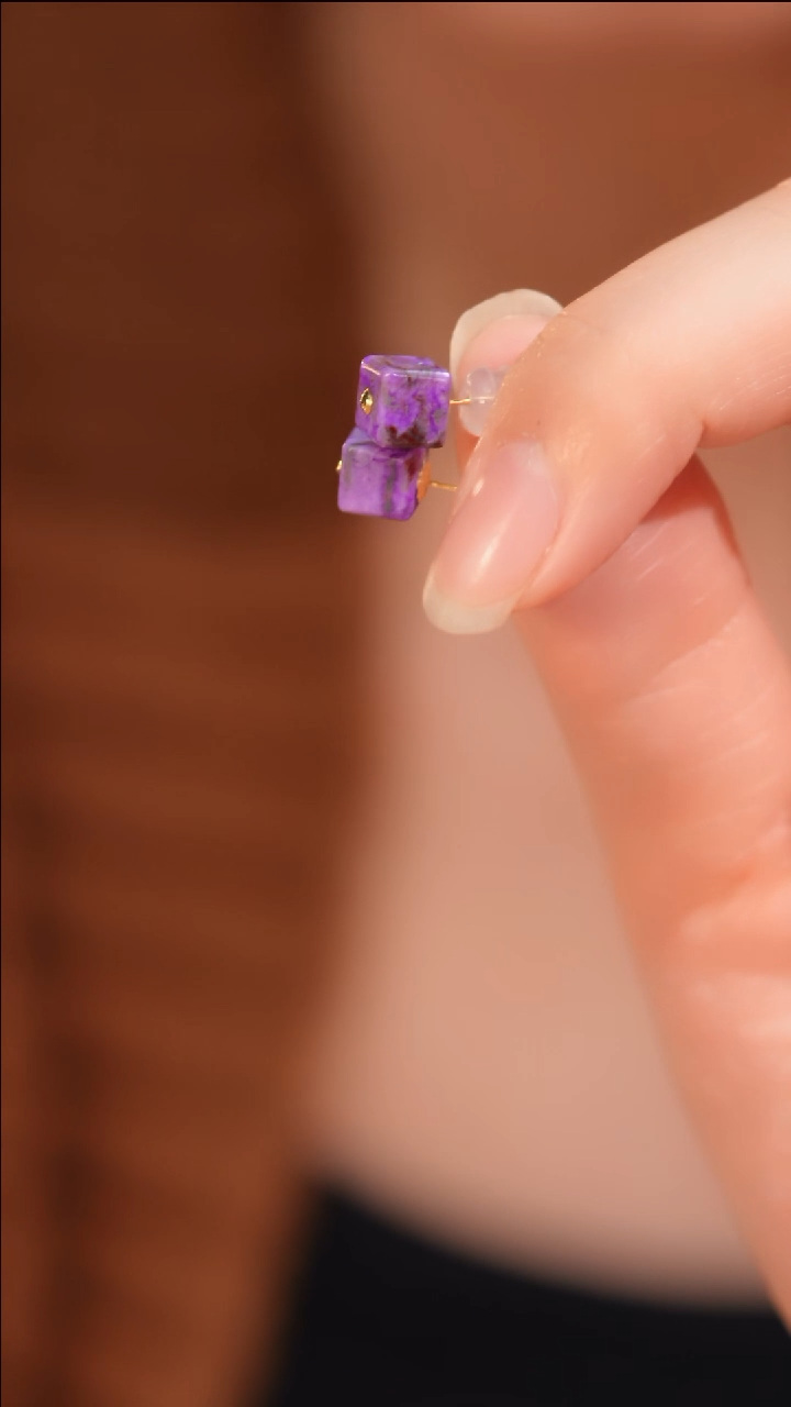 【闪购商品】苏纪石（舒俱来）耳钉未镶嵌123