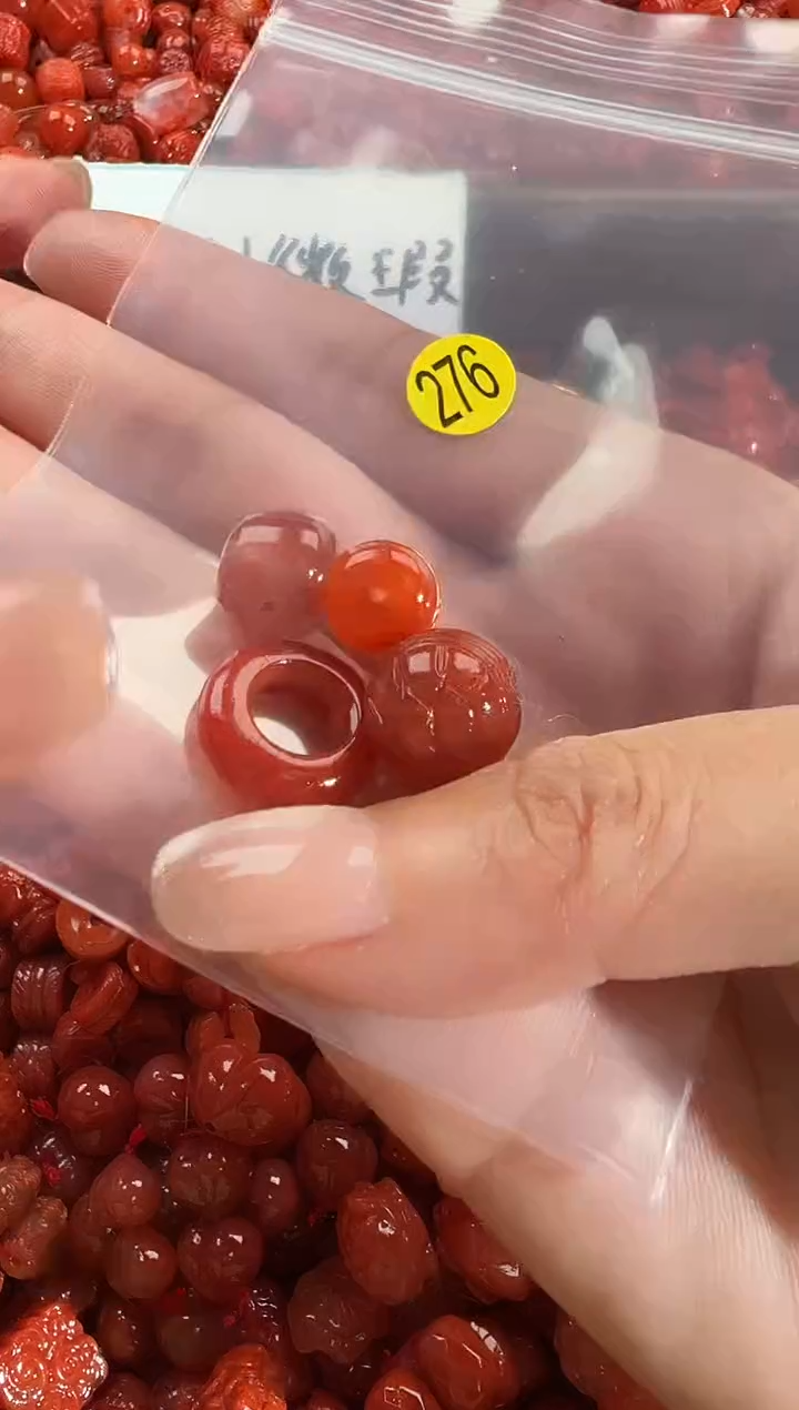 颈饰未镶嵌南红玛瑙1