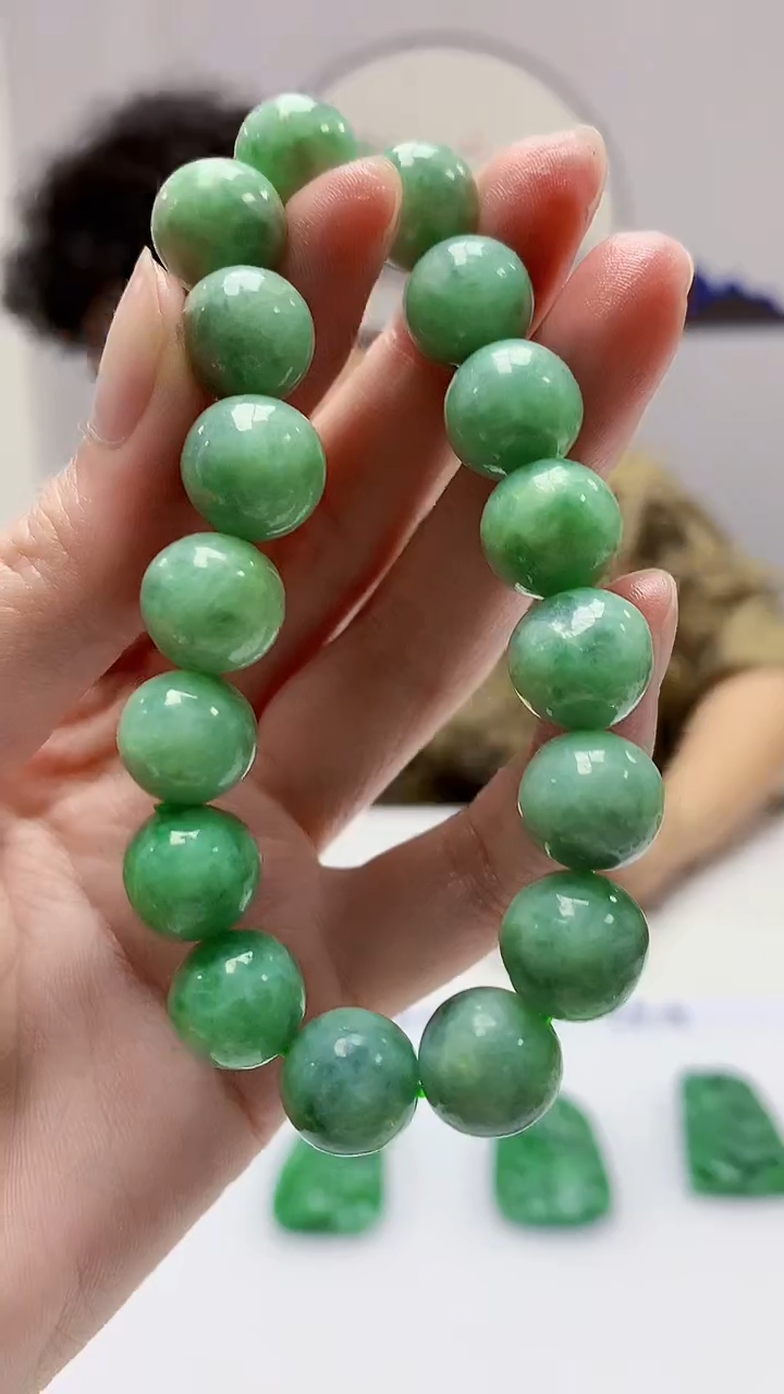 【闪购商品】定制翡翠未镶嵌4688zm-毛货手串67