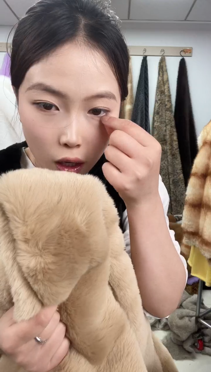 狐狸毛C51尺寸1.6*2