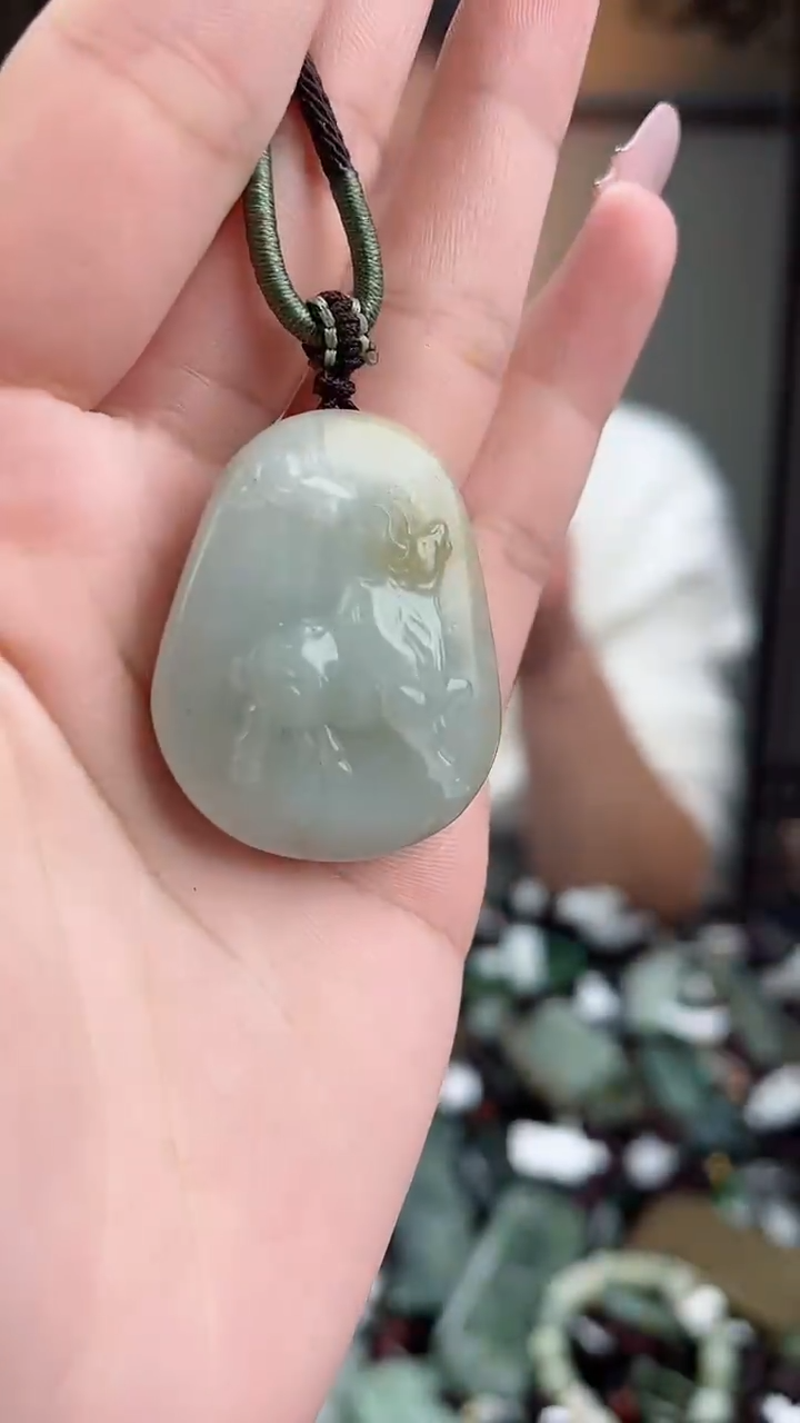 【闪购商品】和田玉（糖玉）颈饰未镶嵌多样性发货一物一拍