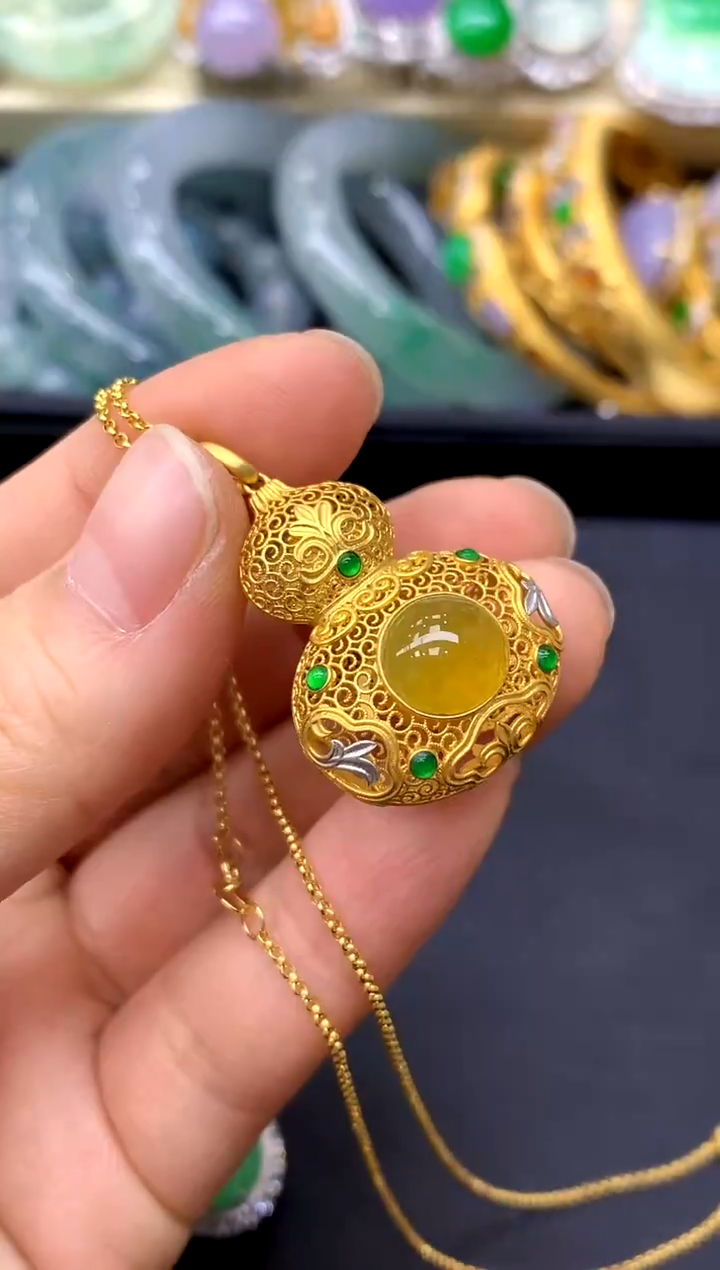 颈饰18K金镶嵌翡翠558-中国好珍宝