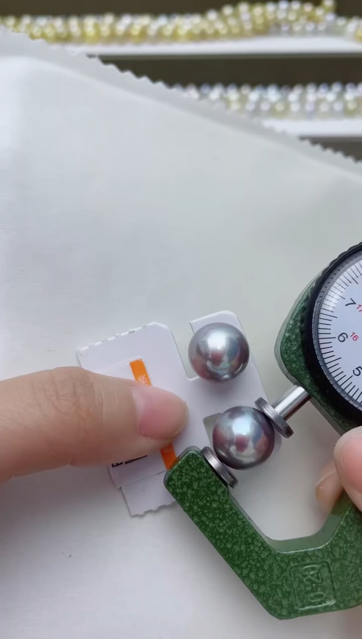 【闪购商品】淡水珍珠耳饰18K金镶嵌A30