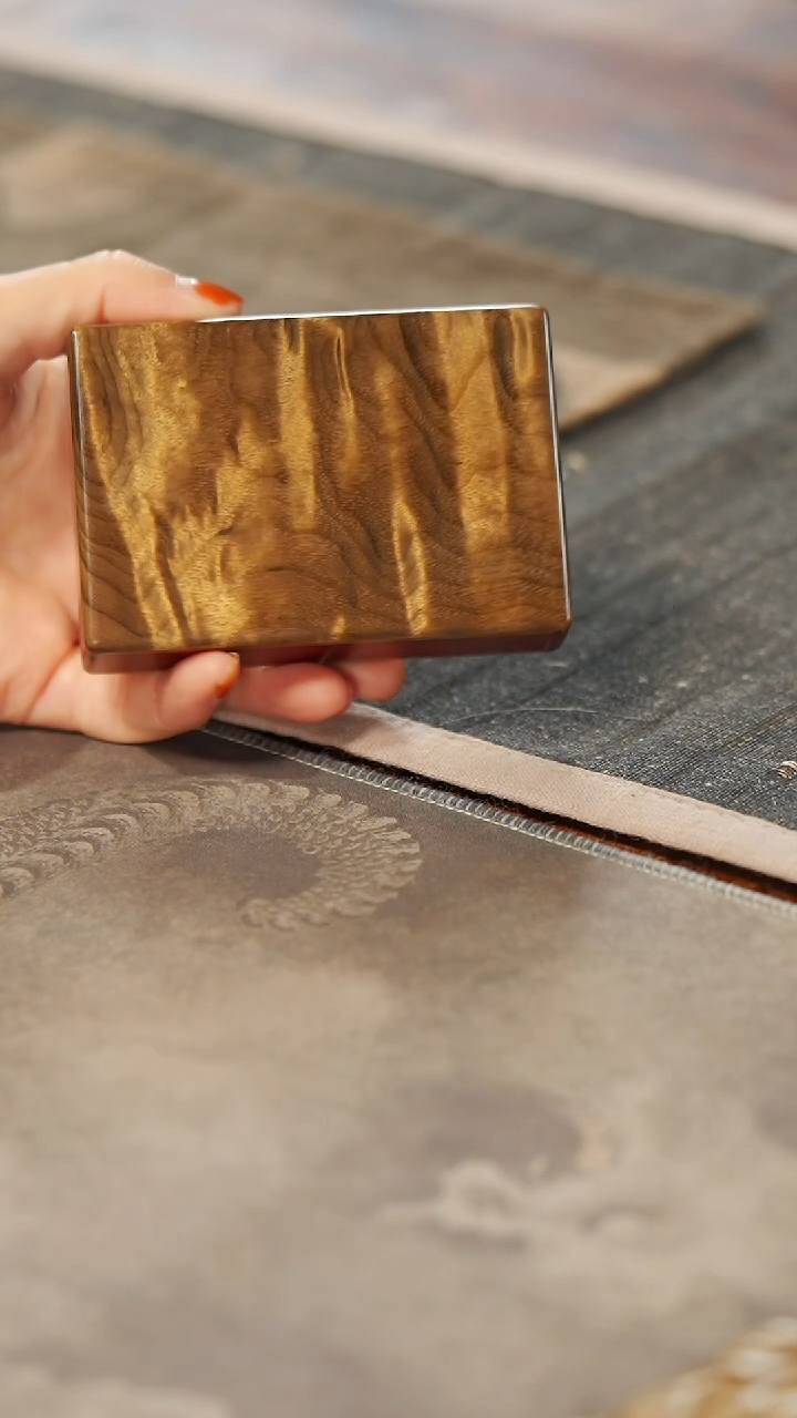 【闪购商品】金丝楠木雕336水波纹精工烟盒