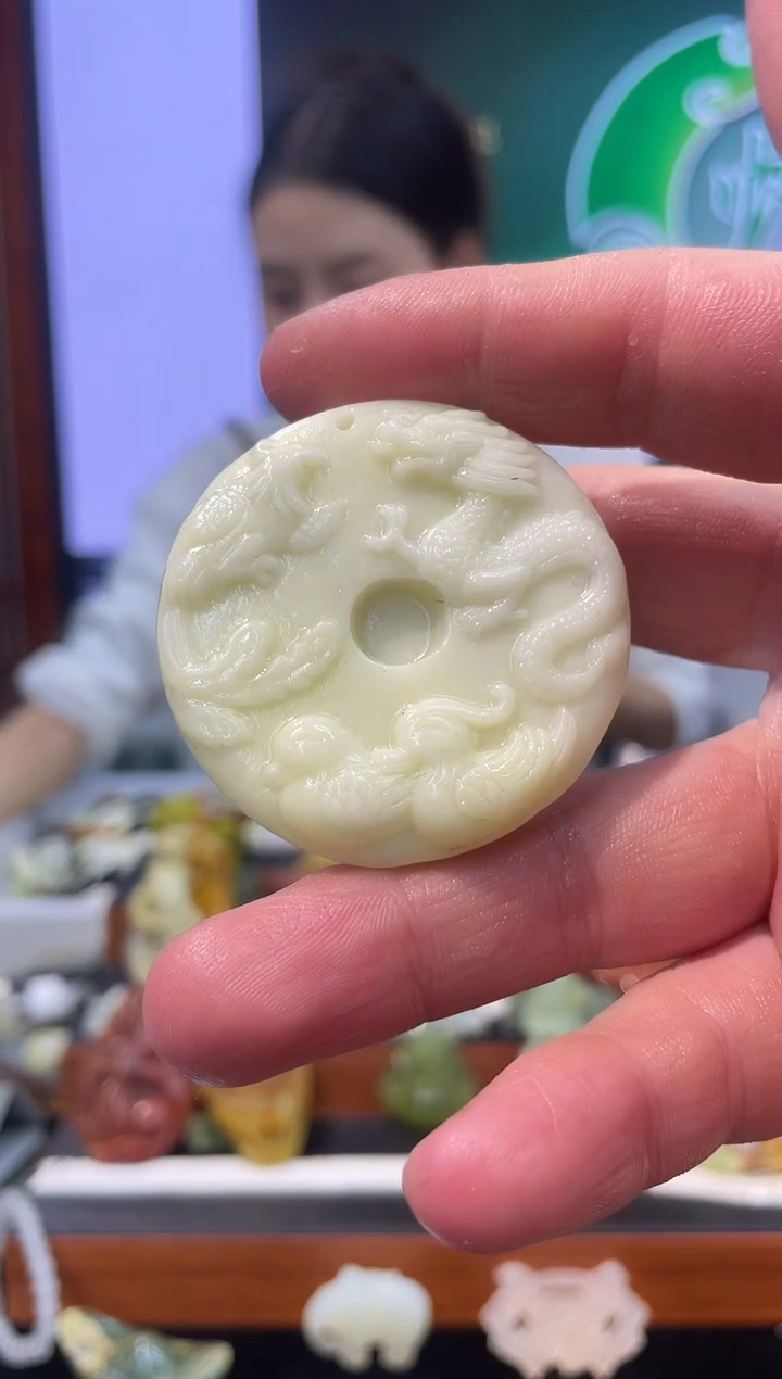 【闪购商品】岫玉吊坠未镶嵌·