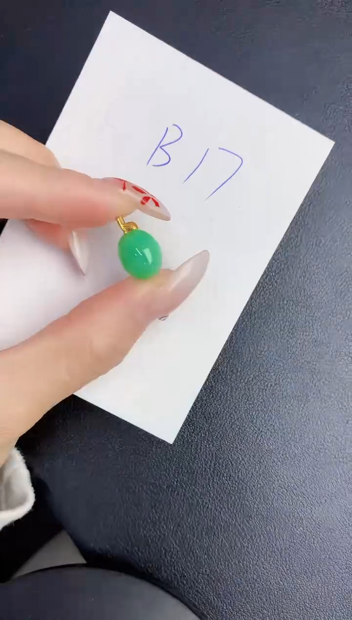 【闪购商品】翡翠颈饰18K金镶嵌000000000000