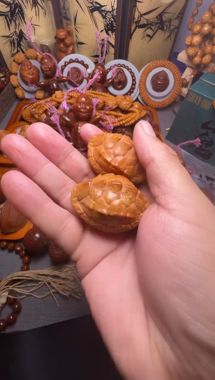 手串橄榄核富甲一对