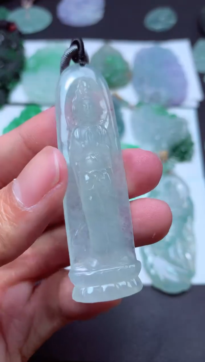 【闪购商品】翡翠颈饰未镶嵌天然翡翠