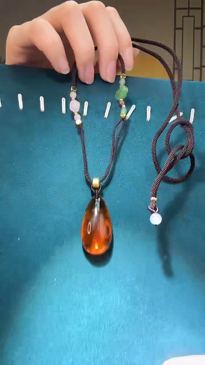 【闪购商品】琥珀裸石未镶嵌天然蜜蜡